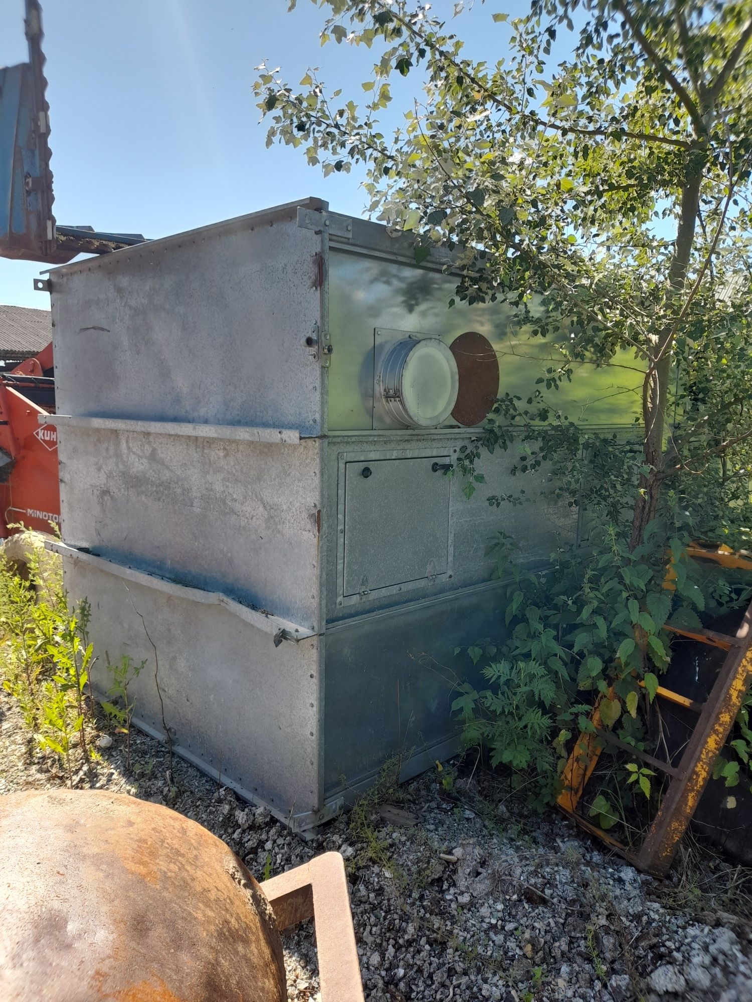 Silos na materiały sypie.