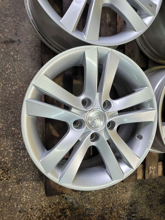 Alufelgi 5x120 16 BMW E46 E36 E90 BMW 3 ET38 VW Opel