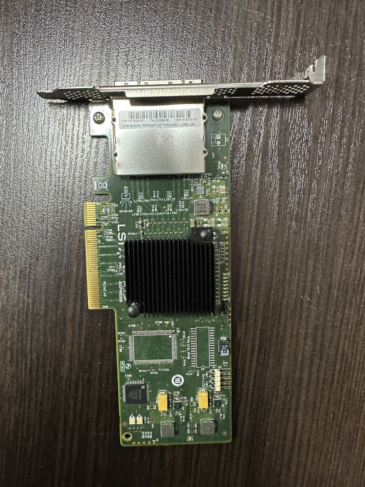 SAS HBA RAID адаптер LSI 9200-8E PCI-E 8 PORT Ext 6GB Sata ZFS