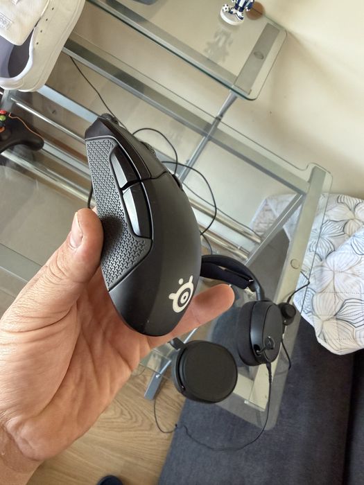 Fones e Rato Steelseries