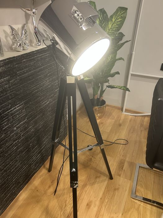 Lampa stojąca stan bardzo dobry ! Polecam
