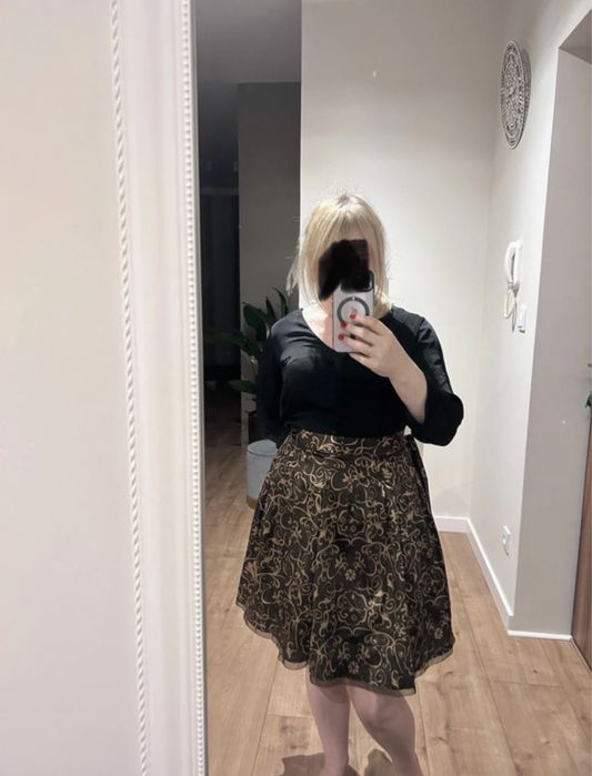 Piękna spodniczka na wesele, świeta, sylwester 36