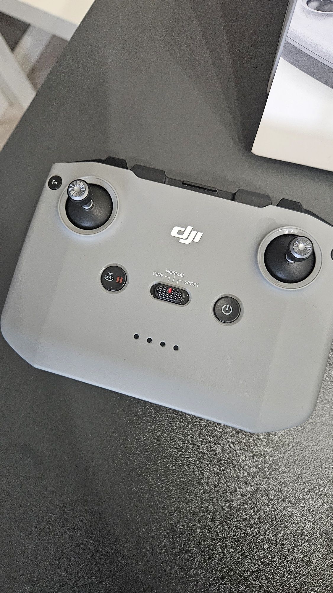 DJI Mini 3 Dron RC-N1 praktycznie NOWY na gwarancji