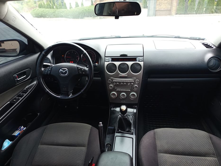 Продам Мазда  6 у гарному стані