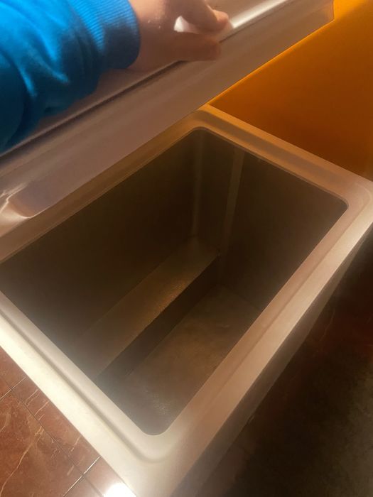 Zamrażarka whirlpool whs 2121 pojemność 204L