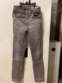 Szare jeansy rozmiar 140 z regulacją w pasie