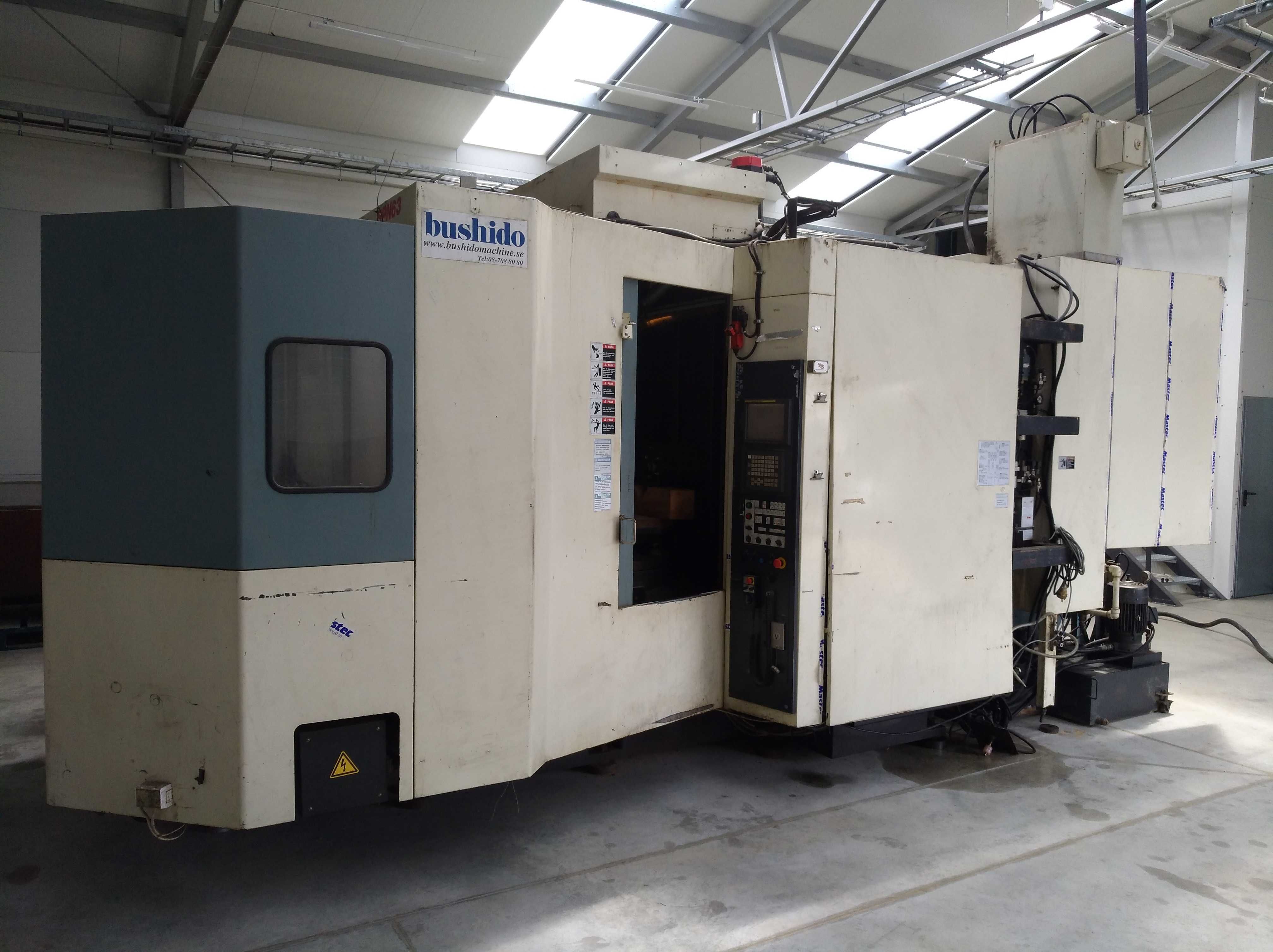 NIIGATA SPN63 CNC Frezarka Fanuc 16-M