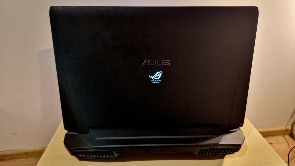 Laptop gamingowy-Asus Rog G750