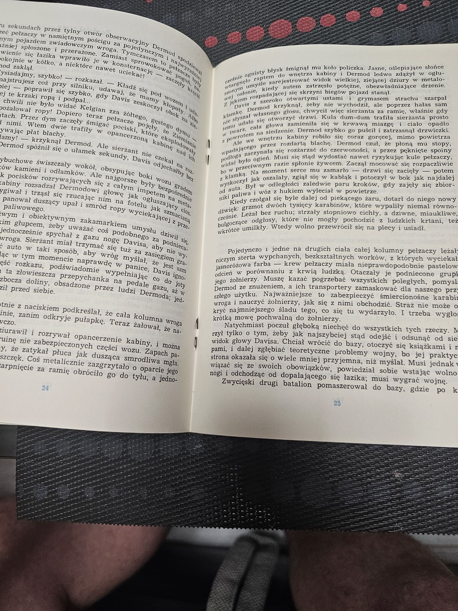 Książka zawód wojownik James white