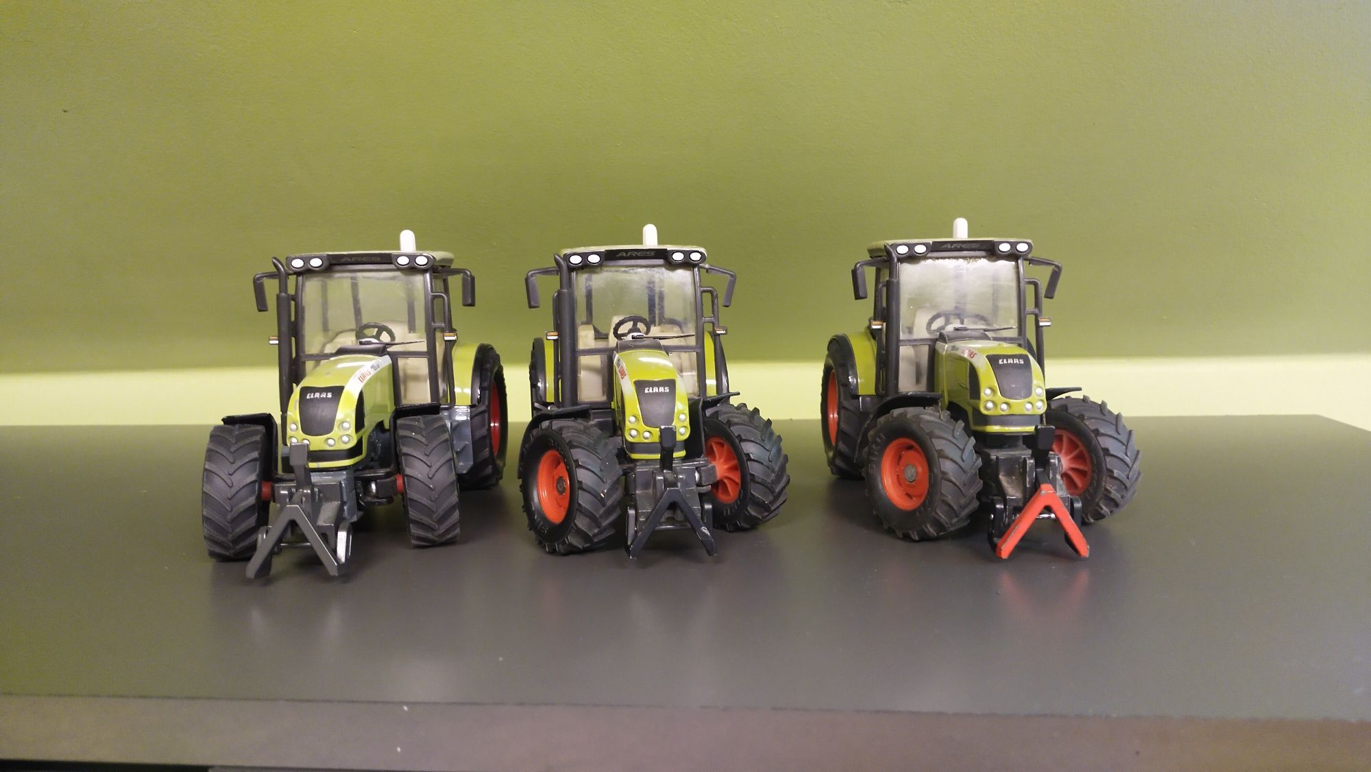Siku traktor Claas 1:32