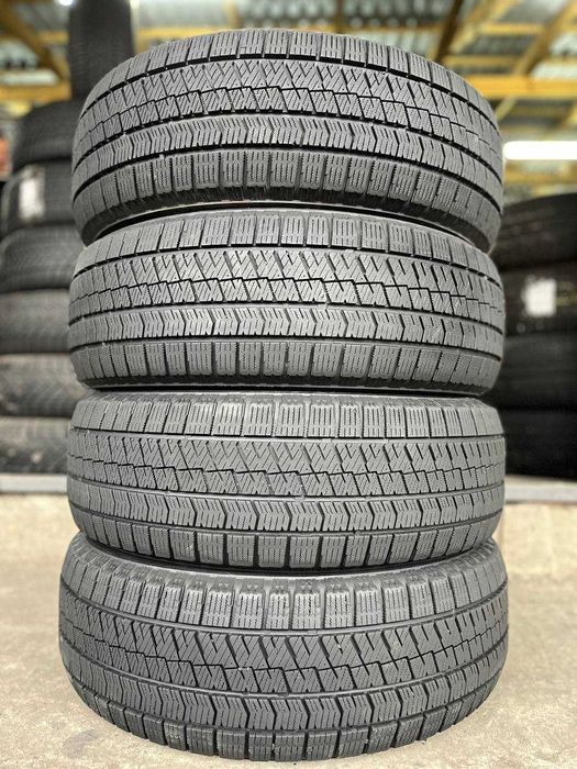 Зимові вживані шини 205/60 R16 BRIDGESTONE BLIZZAK VRX2