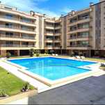 Apartamento T1 com garagem e piscinas