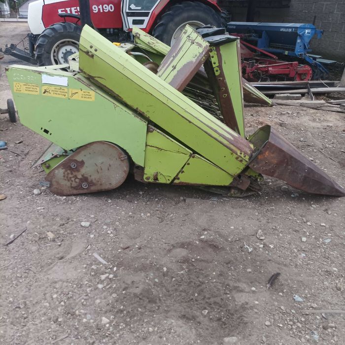 Przystawka heder do kukurydzy class dominator