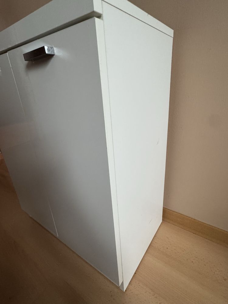 szafka łazienkowa pod umywalkę biała połysk srebro