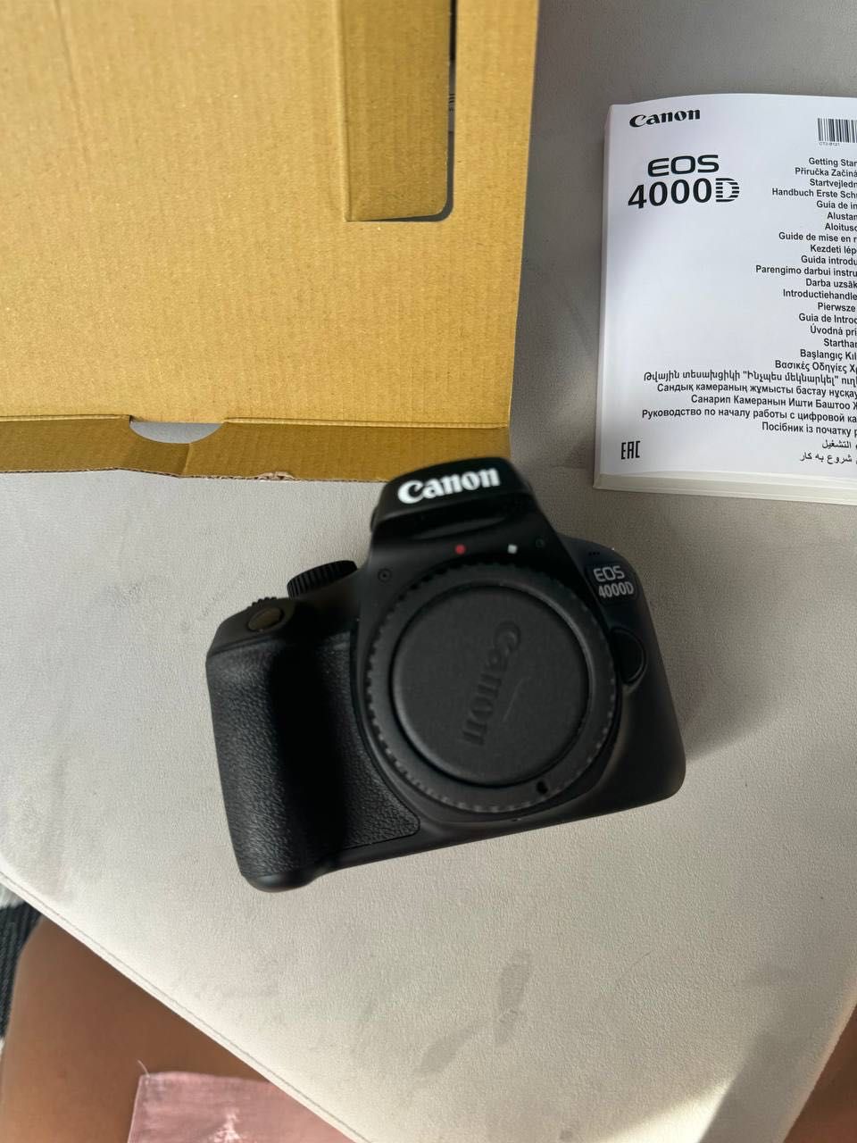 Canon EOS 4000D (czarny) + 18-55 III