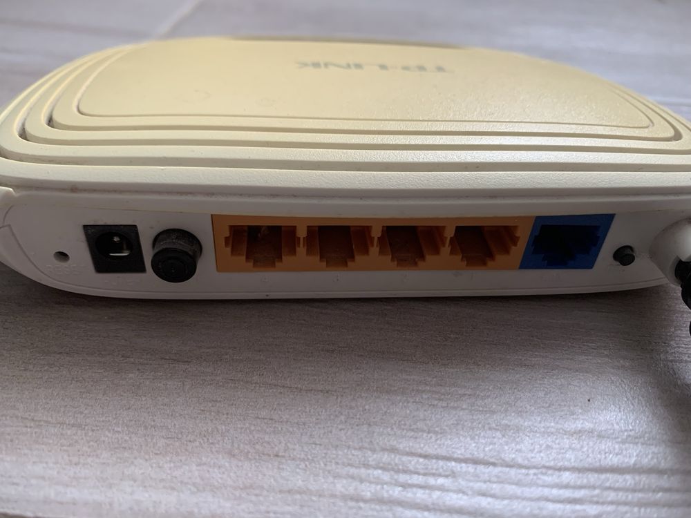 Wi Fi роутер tp link  б/у робочий в чудовому стані