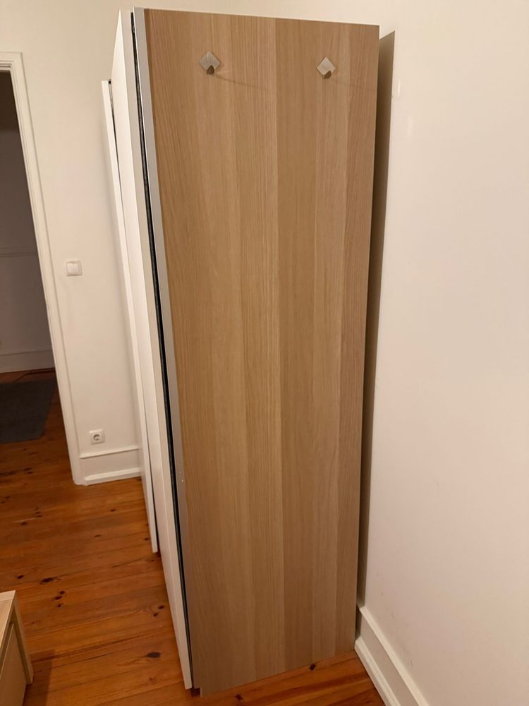 Roupeiro Pax IKEA com pouco uso