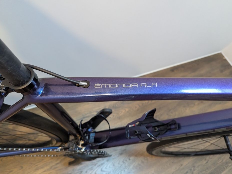 Trek Emonda ALR Rama 52 pod Wyścigi UCI