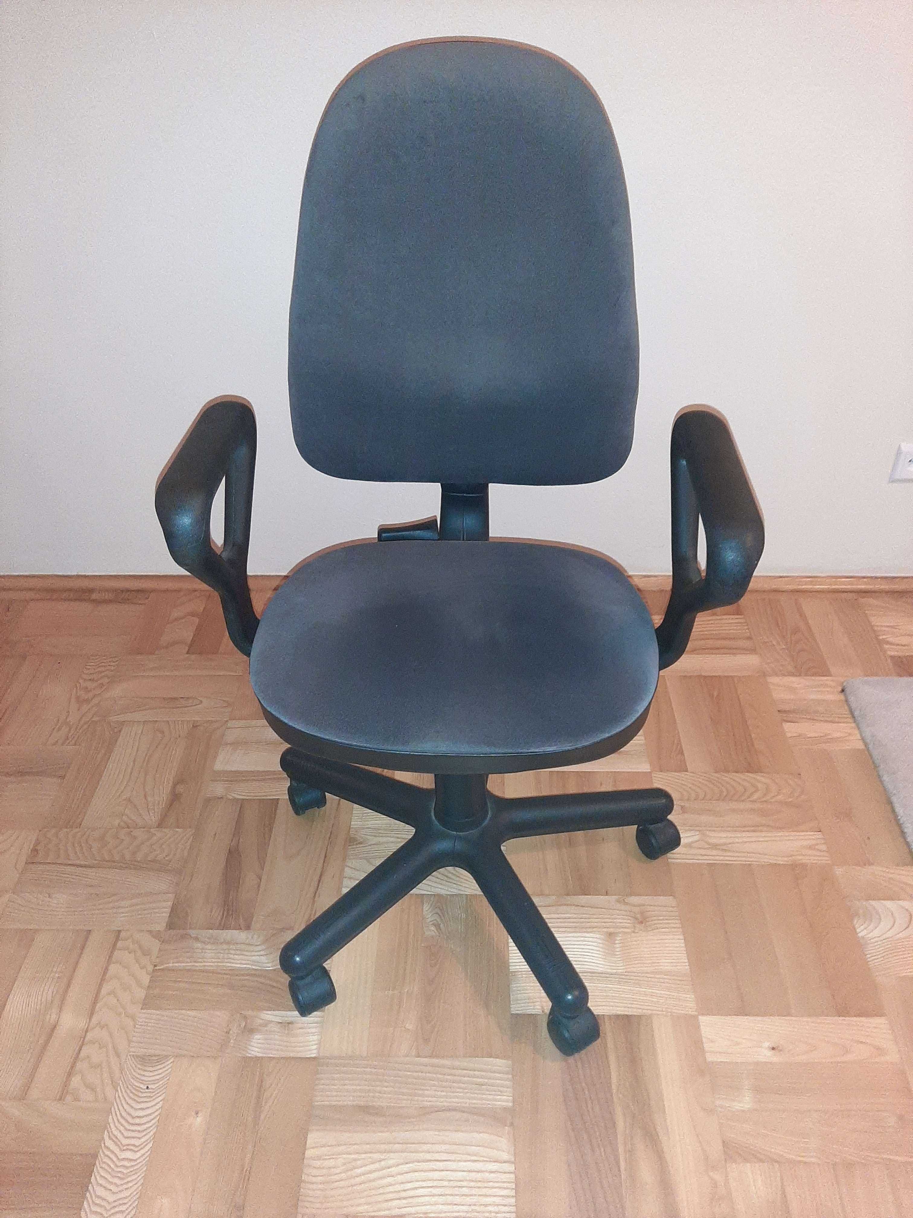 krzesło obrotowe