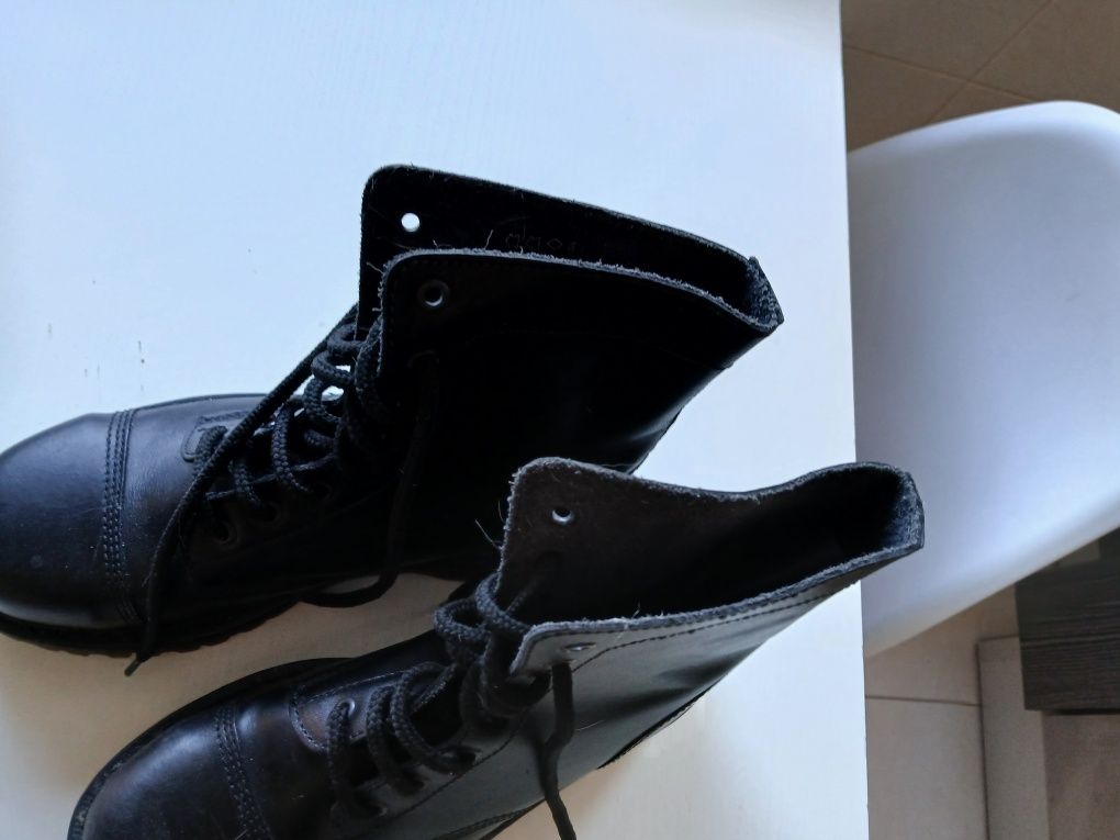 Botas tropa nova