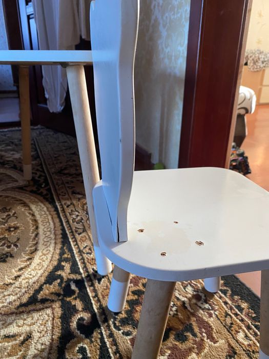 Продам дитячий столик