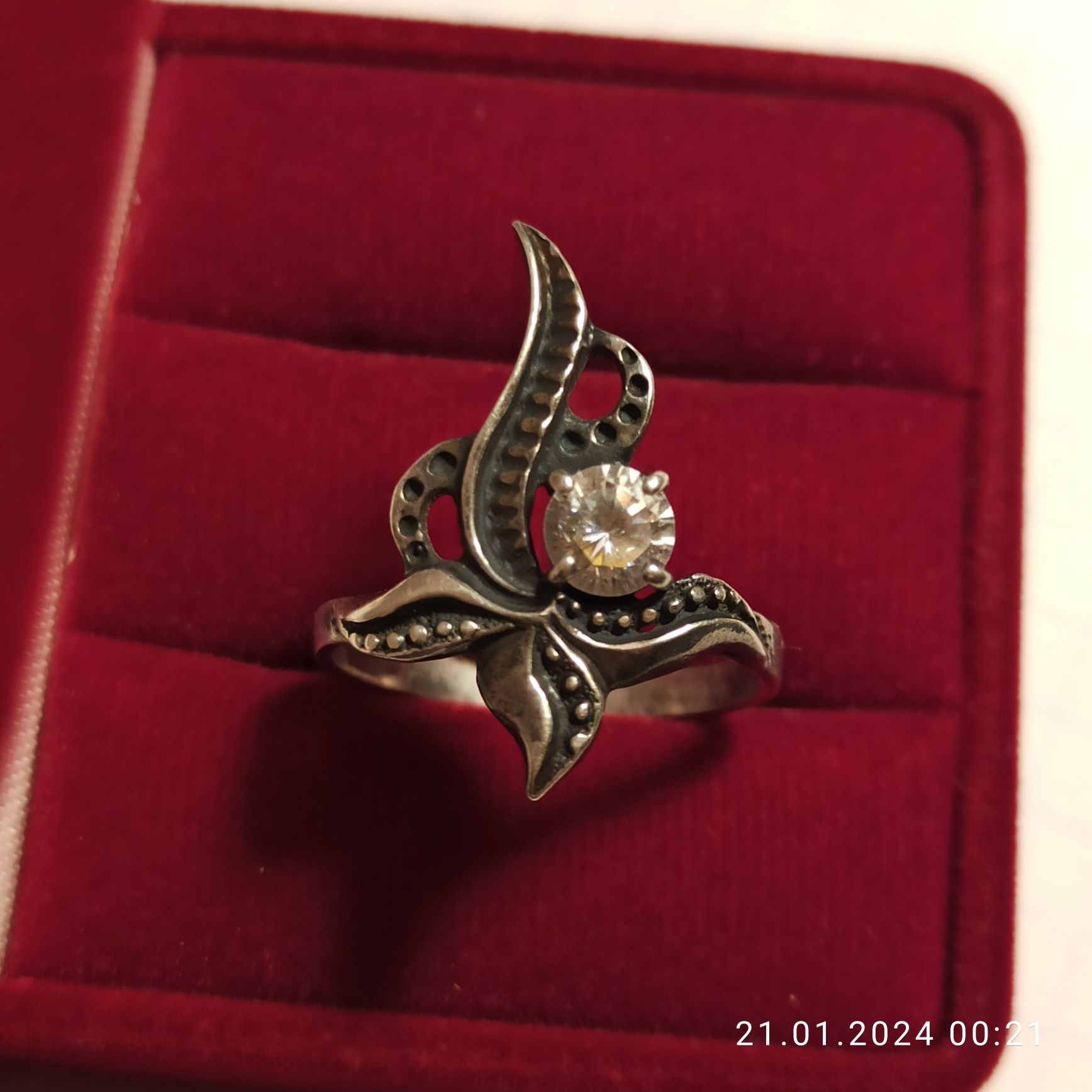 Кольцо серебро 925, Украина тризуб, разм 17,0, вес 2,6г