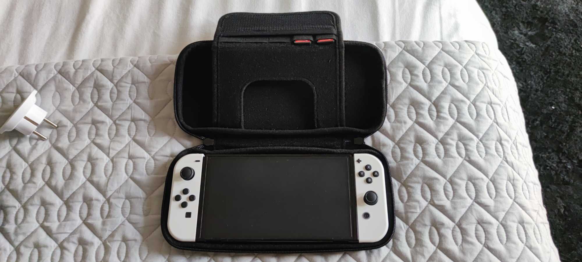 Nintendo Switch OLED 64 GB (Branca) + Extras