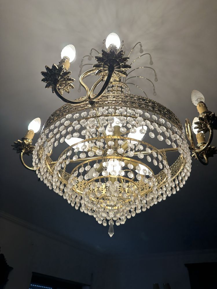 Candeeiro / lustre dourado e cristal