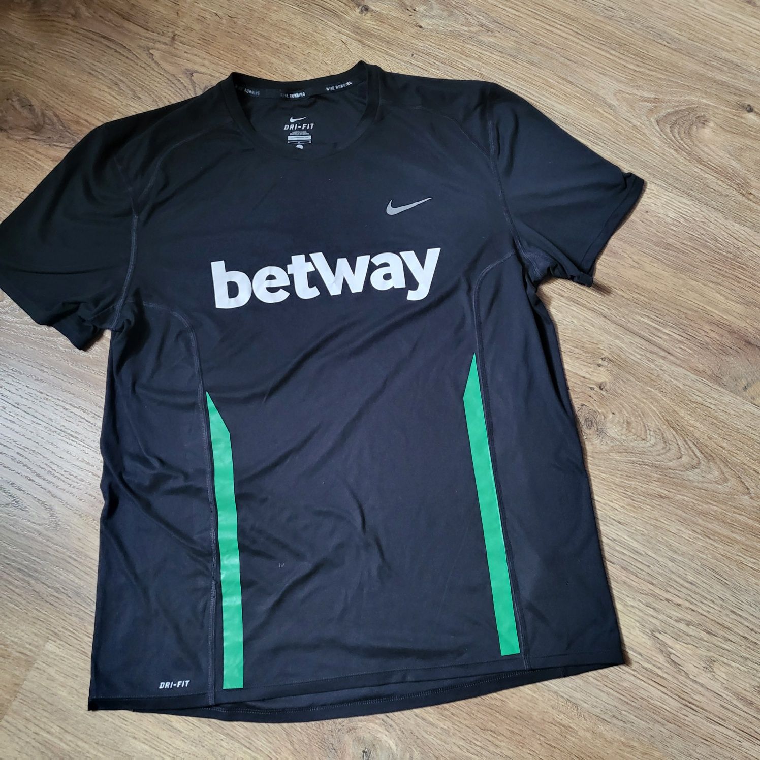 NIKE Dri-Fit Koszulka L