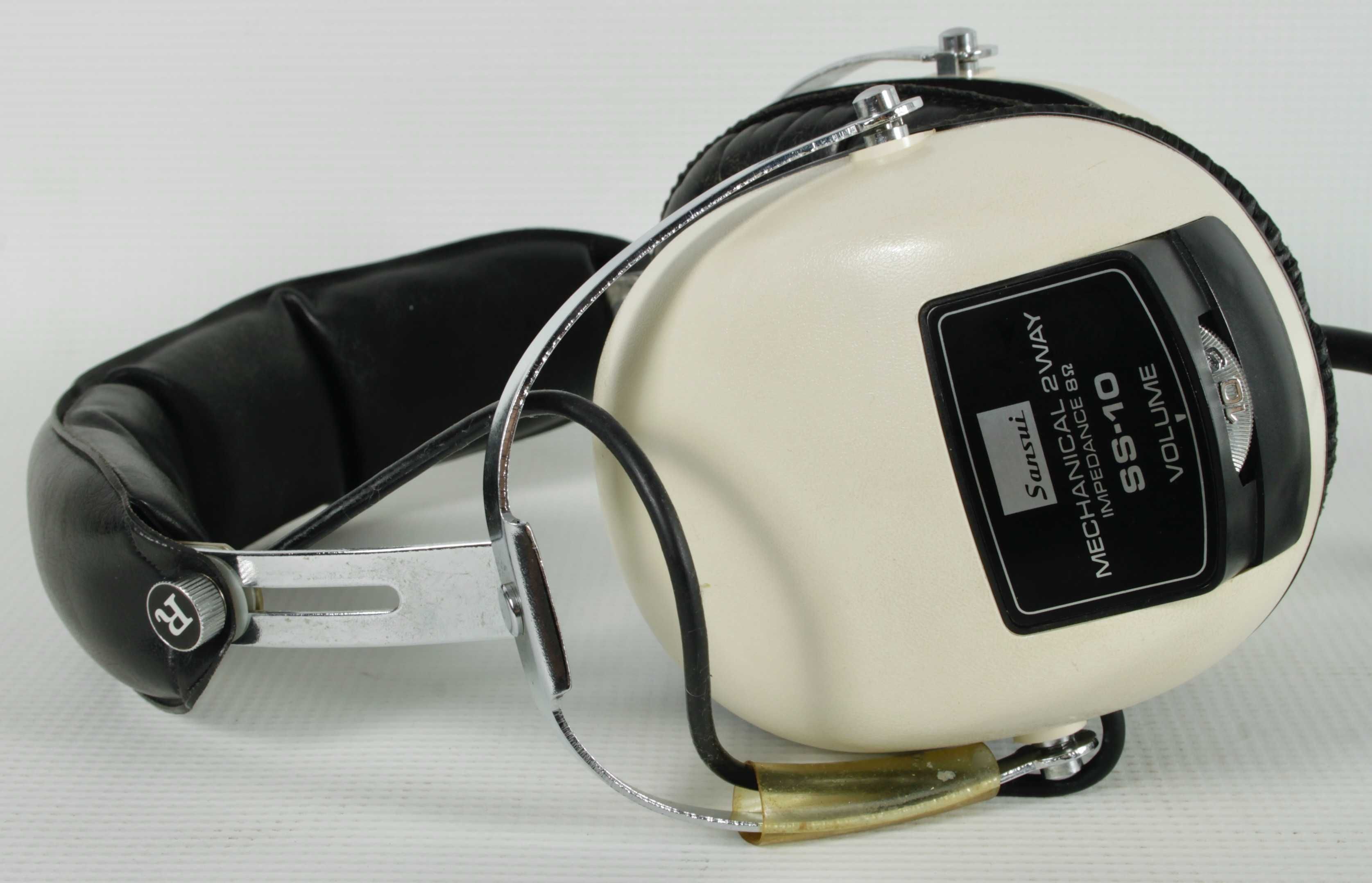 Sansui SS-10 kultowe słuchawki z filmu Wejście Smoka