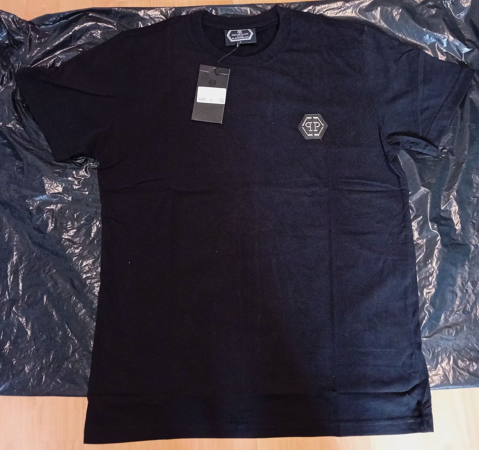 Markowa odzież  M-2XL Boss, Lacoste, Gucci, Ralph Lauren.
