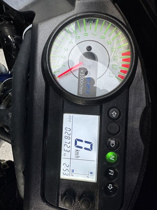 Hyosung GT250R 2012