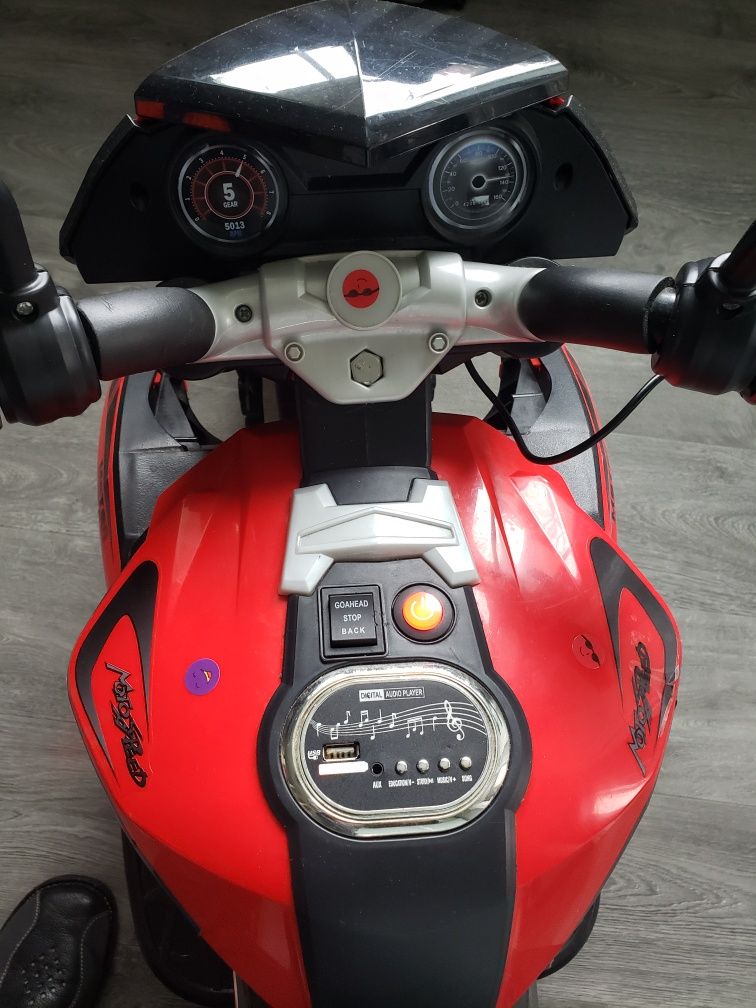 Дитячий електромобіль Мотоцикл Bambi Racer M 4152EL-4 до 30