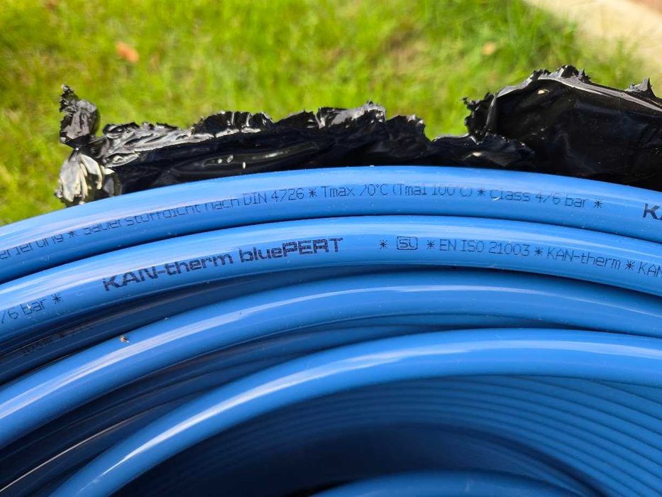 Rura KAN-therm bluePERT niebieska z osłoną EVOH 5-warstwowa 16mm x 2mm