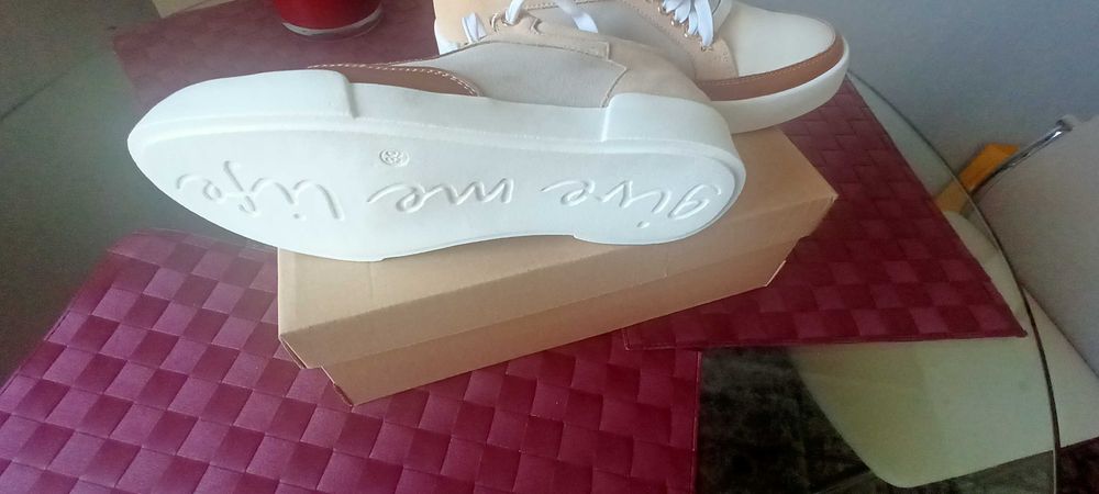 Сліпони, кросівки, взуття