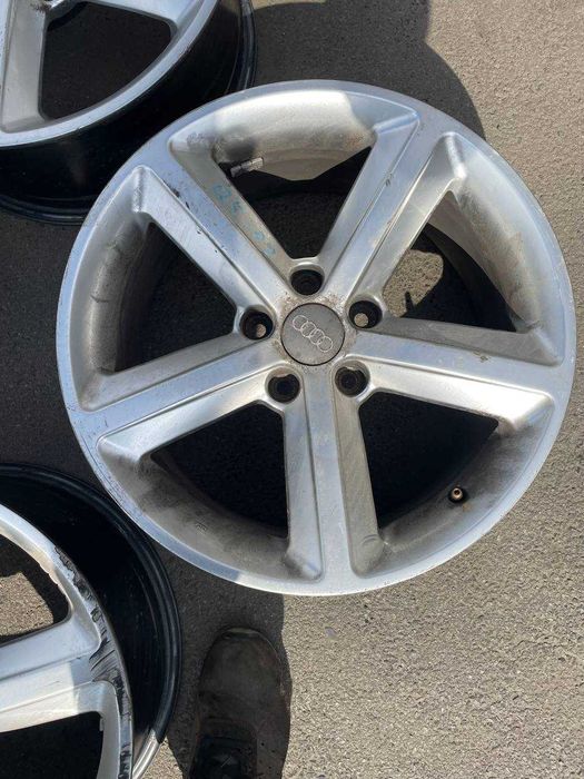 Диск колесный литой комплект R17 7.5J AUDI Q5 F506