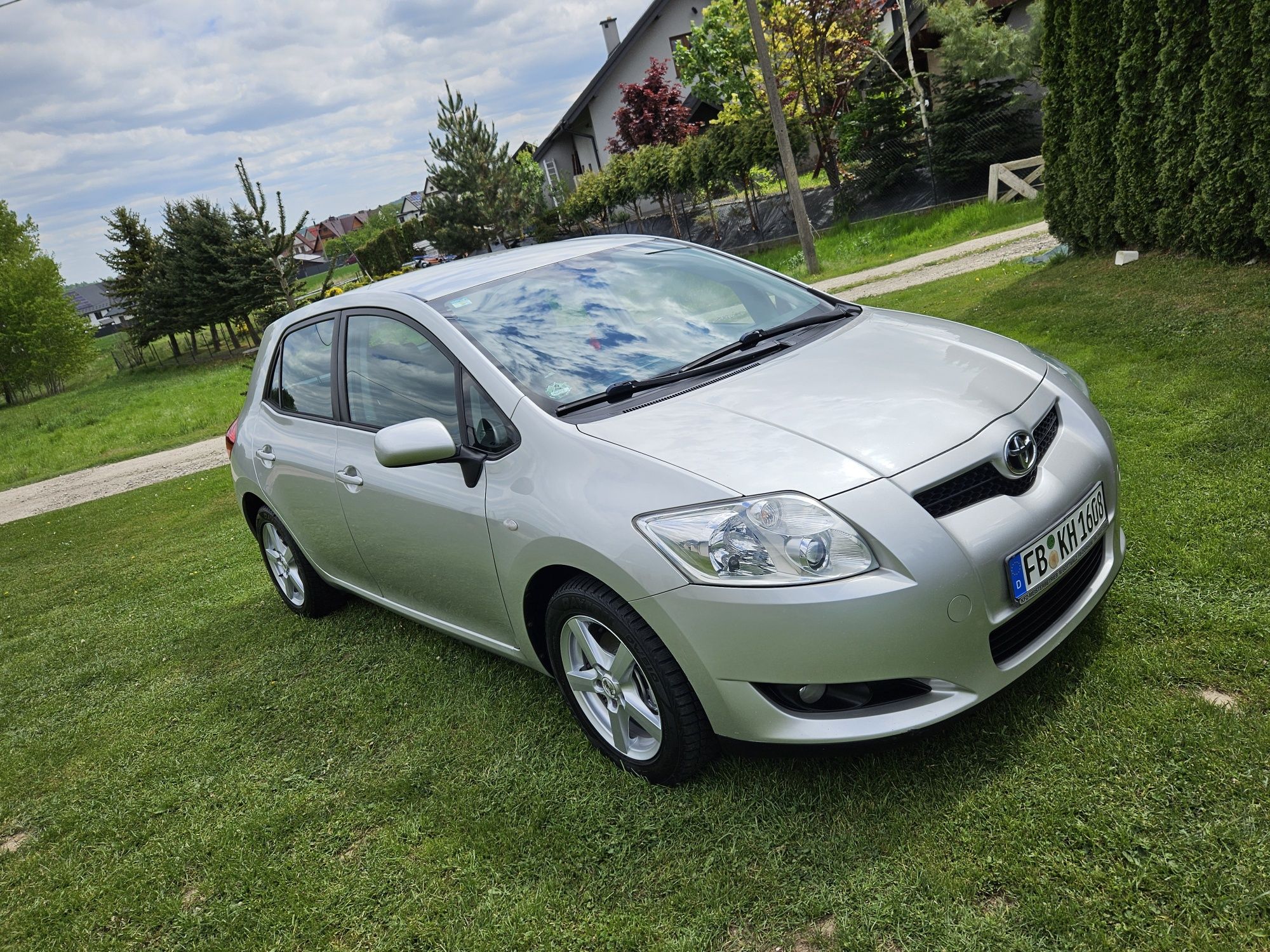 Auris 1.33 bezwypadkowy w bardzo dobrym stanie
