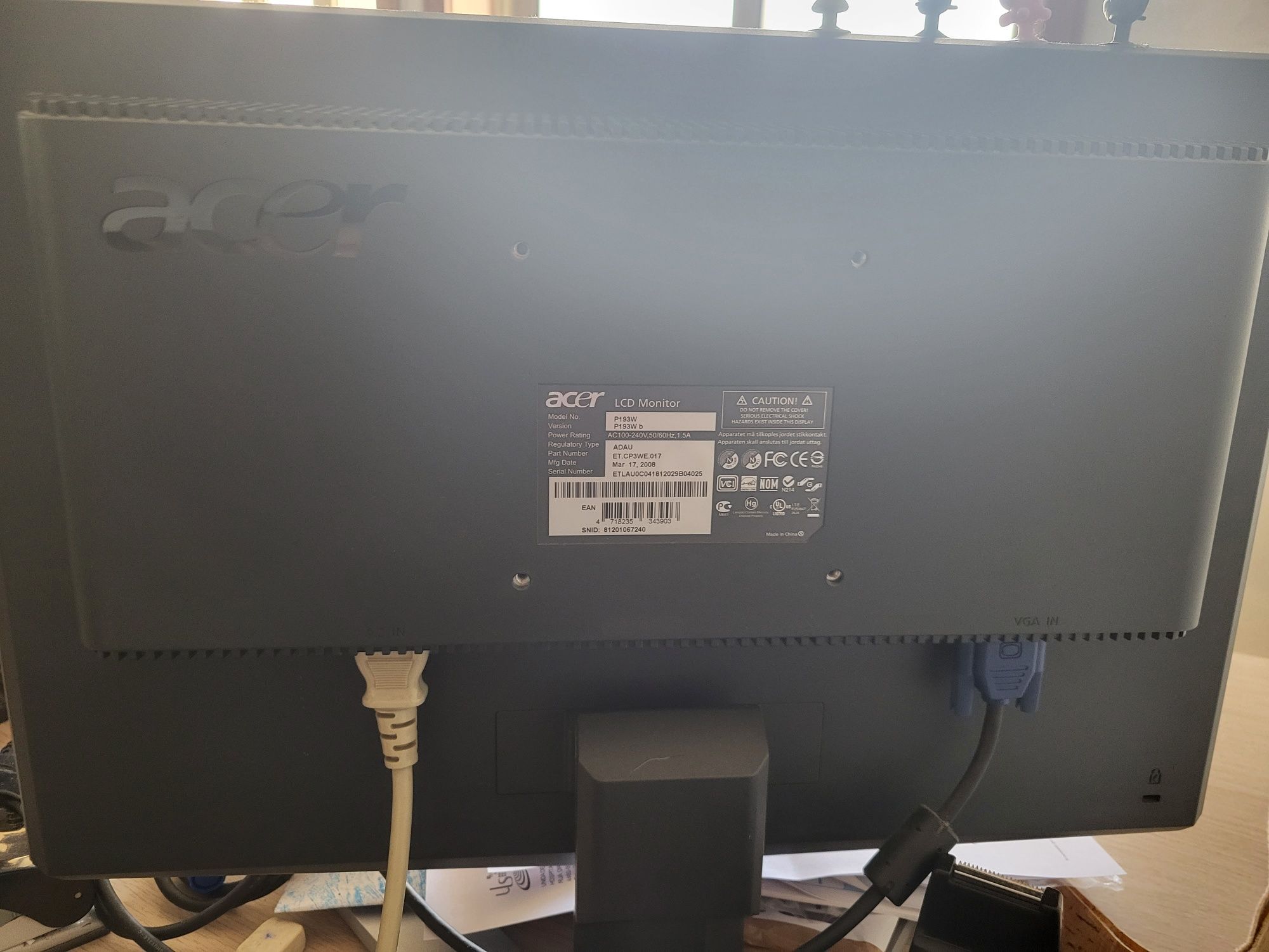 Monitor acer p193w