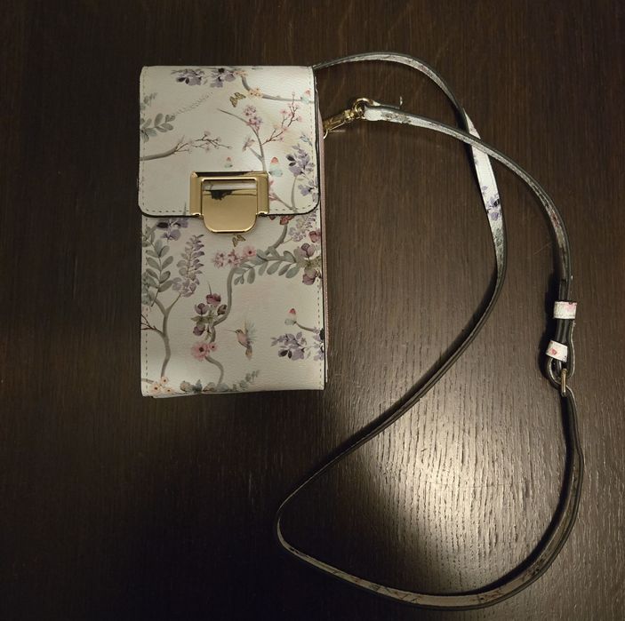 Bolsa para Telemóvel com carteira da Parfois