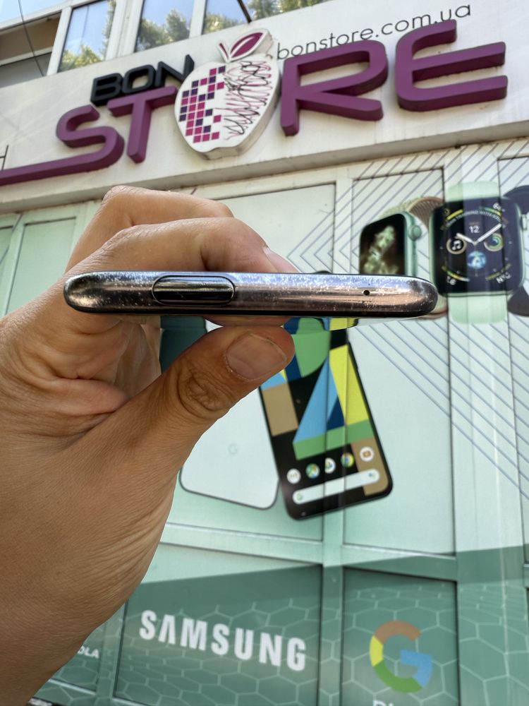 Oneplus 7 pro 8/256gb.