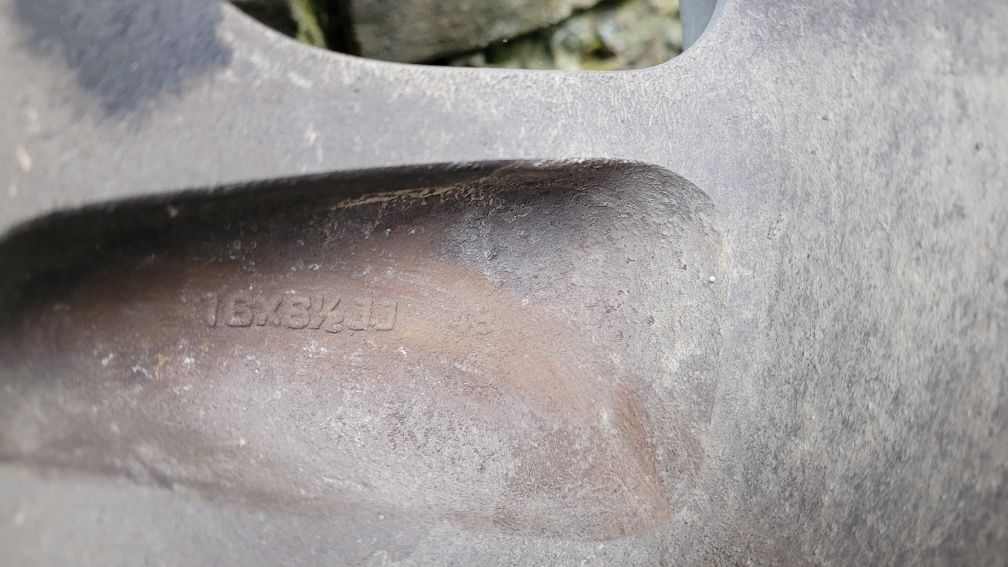 Koła felgi  Subaru 5x100 r16