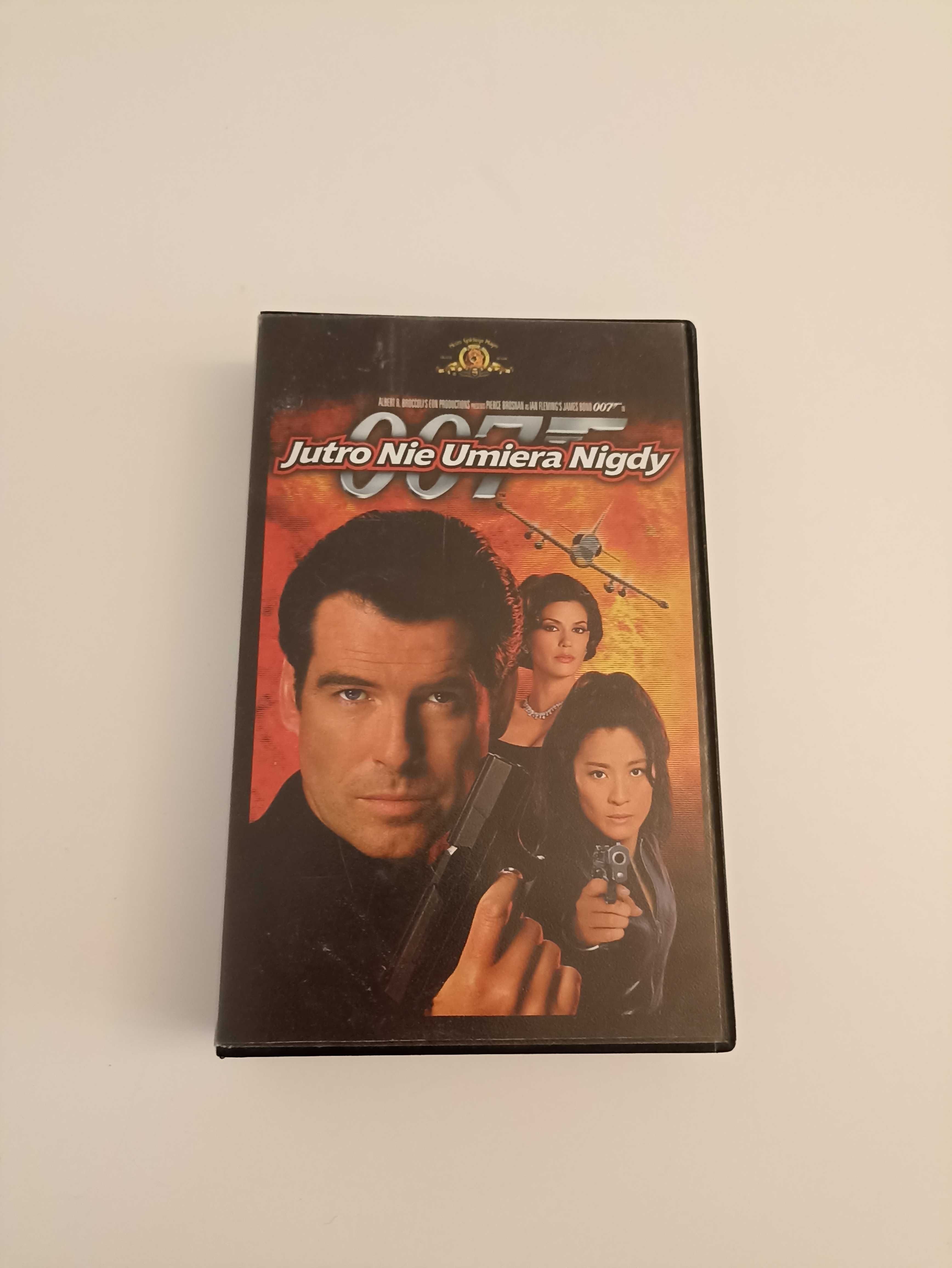 Jutro nie umiera nigdy (James Bond) - film, kaseta VHS