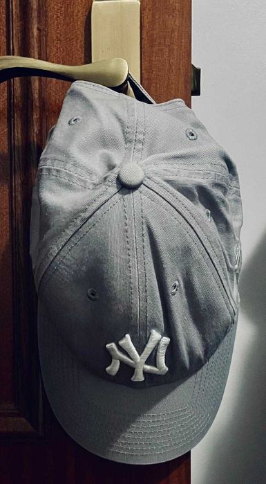 Boné de Basebol MLB New York Yankees Adulto Cinza