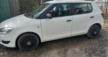 Авто Шкода fabia