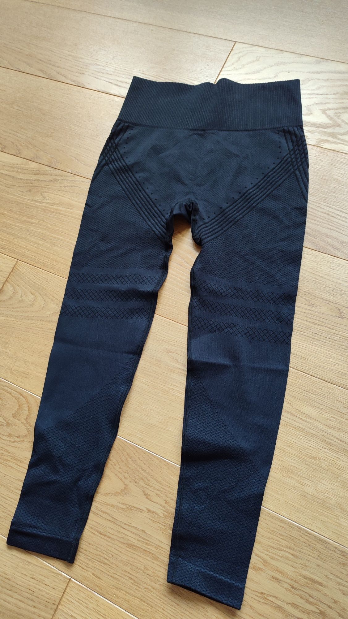 Legginsy fitness siłownia trening sportowe czarne push up S 36