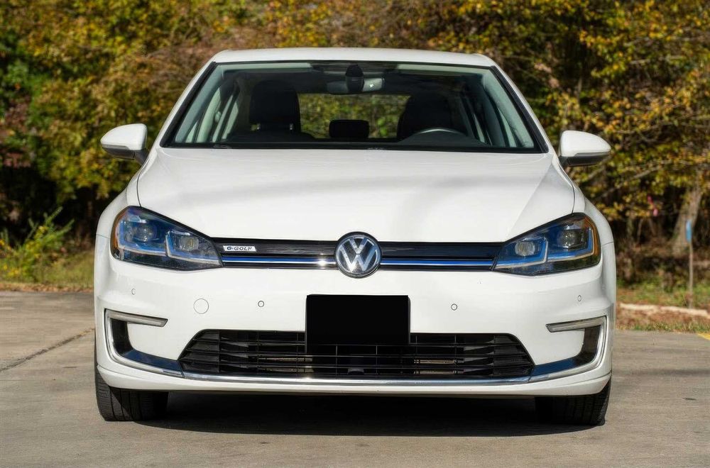 Volkswagen e-Golf SEL Premium      2017