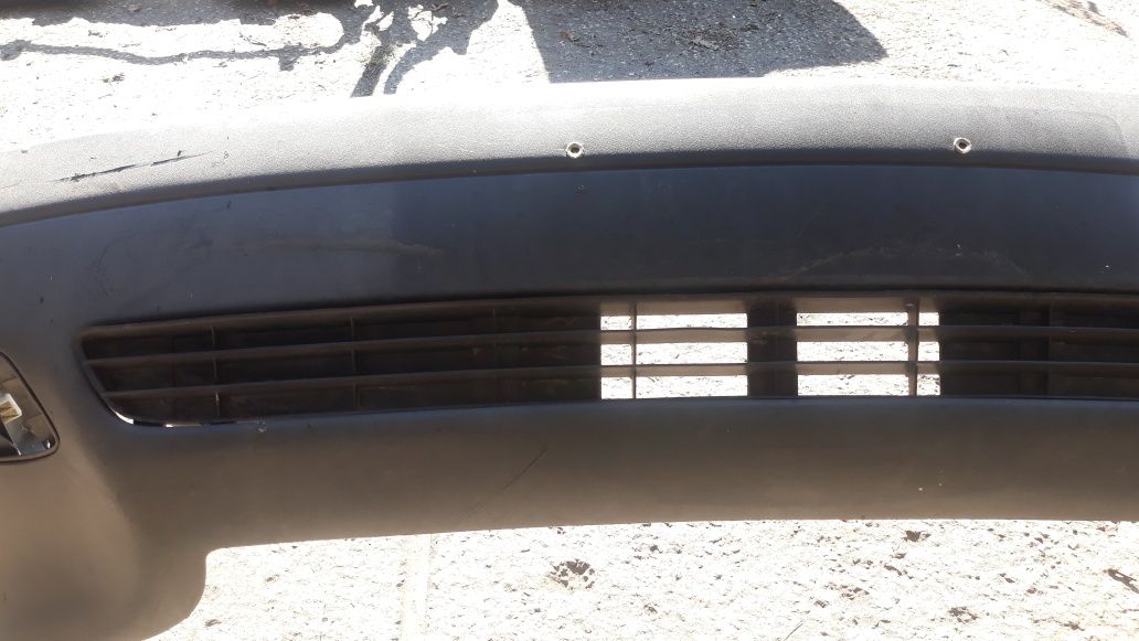 Audi 80 b3, zderzak przód