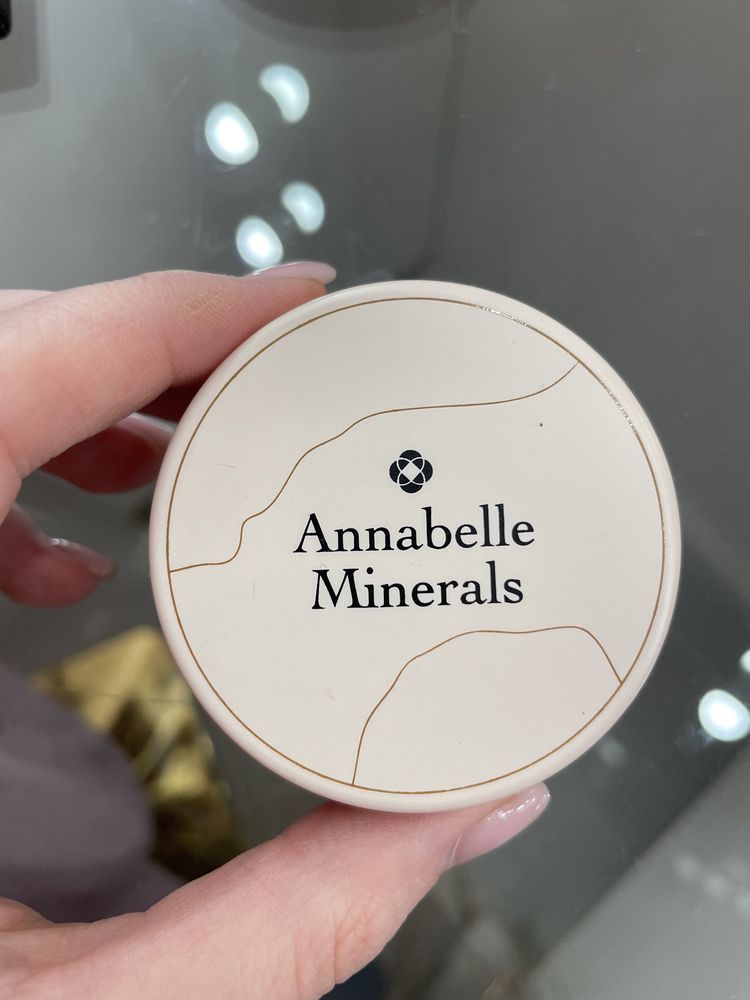 Korektor annabells minerals mineralny