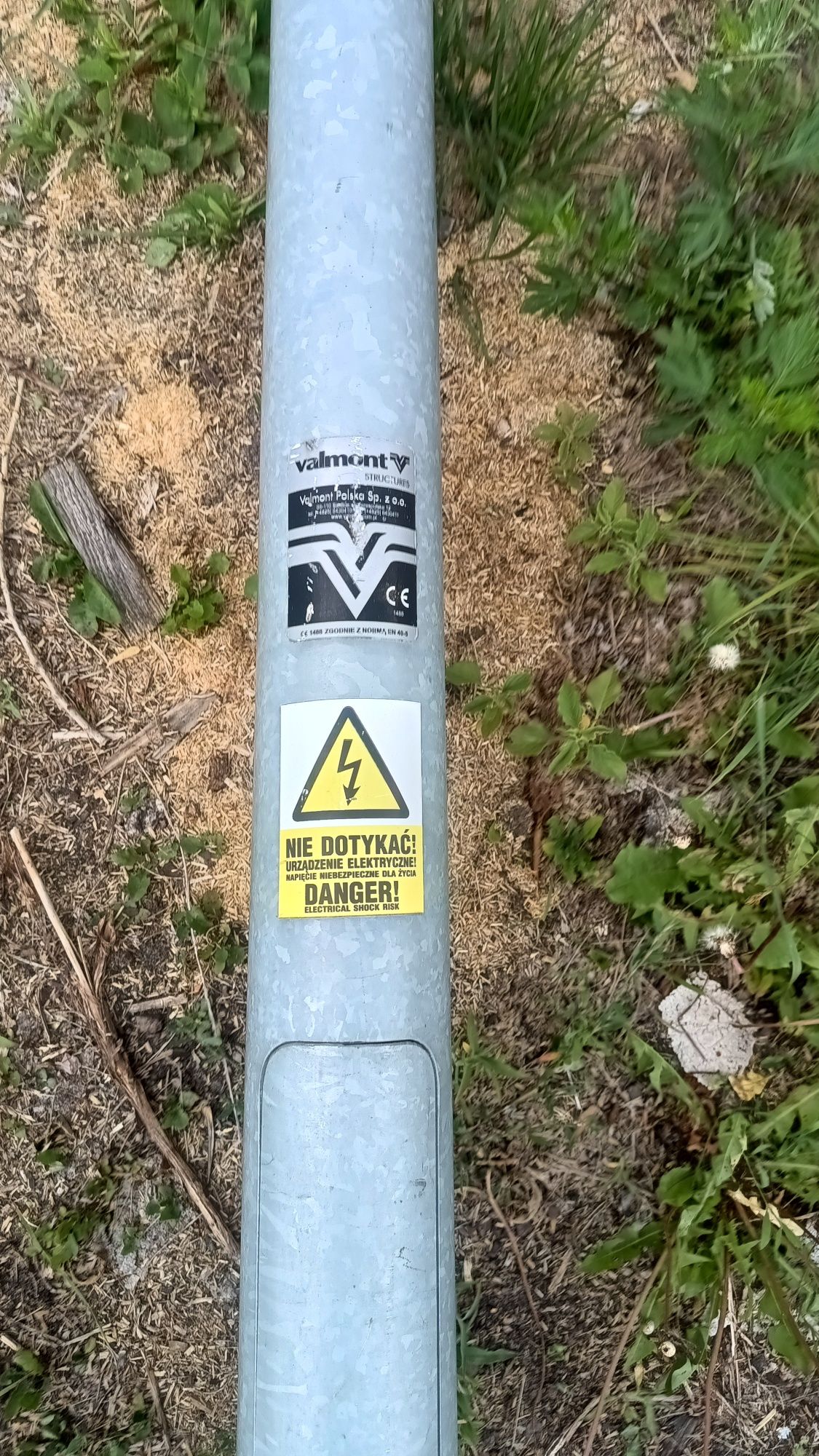 Słup Oświetleniowy 4 metry Ocynkowany