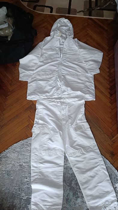 Мас халат зимовий ( або просто білий комбінезон)